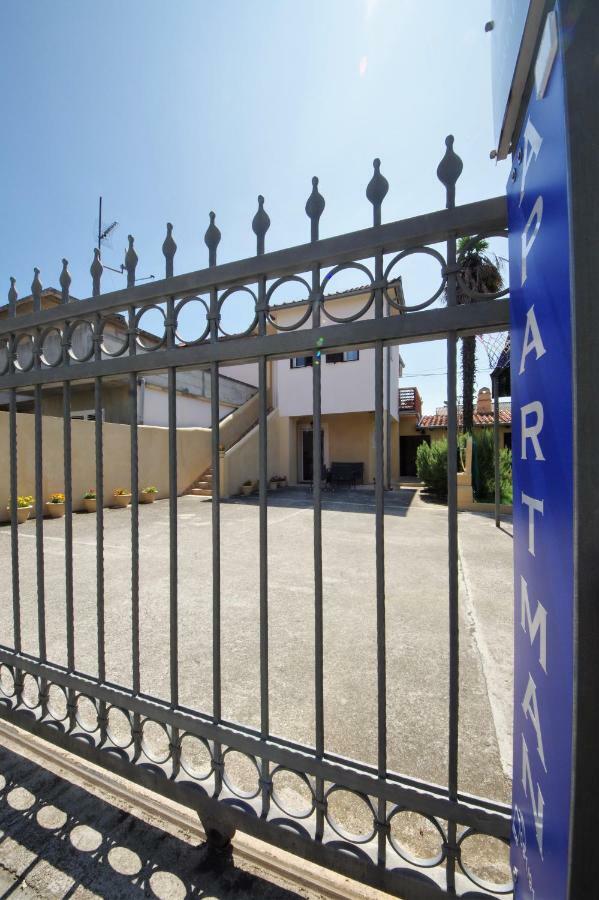 Apartman Olive Garden Zadar Bagian luar foto